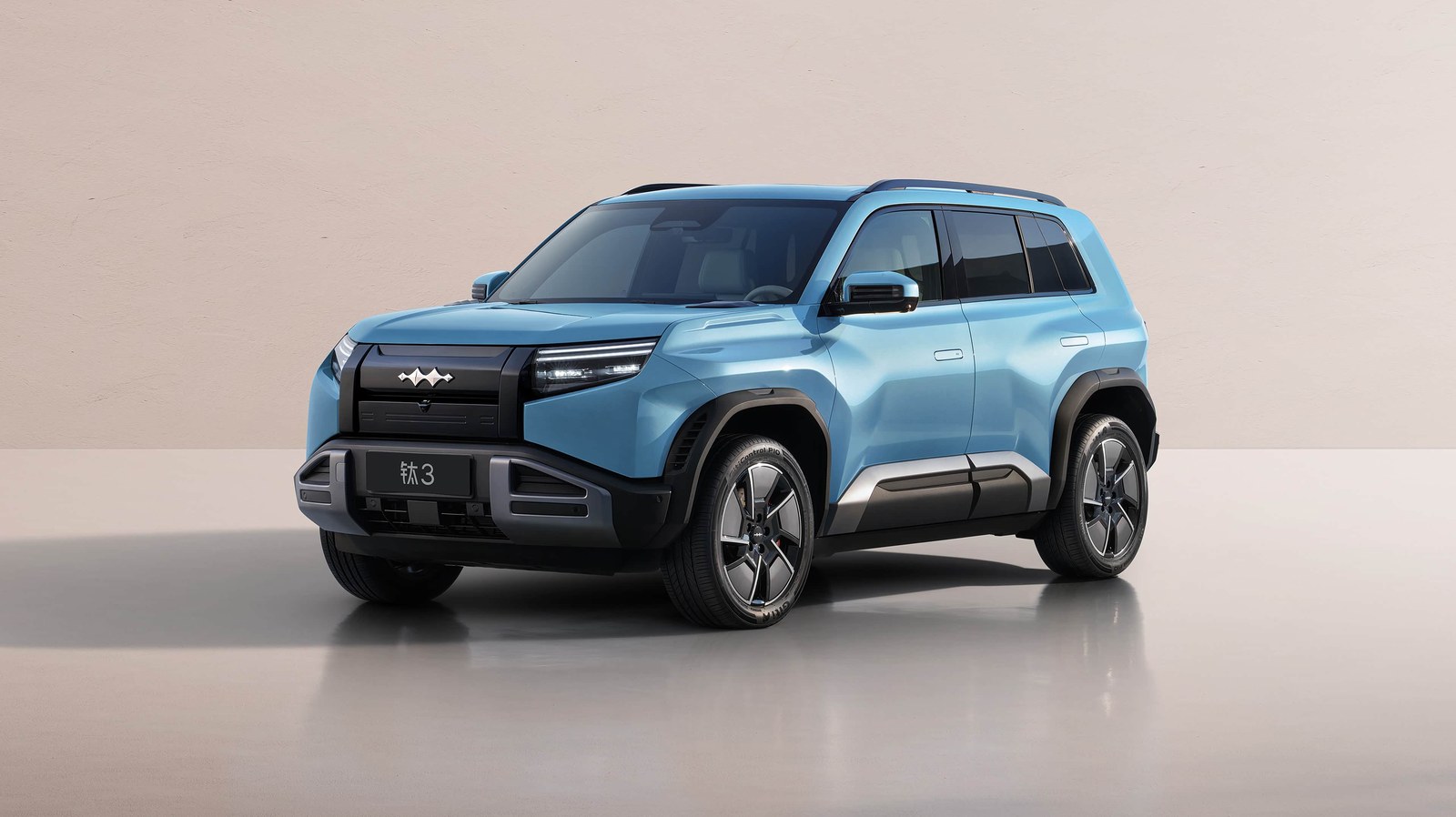 BYD Titanium 3